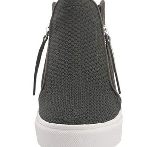 Steve Maddon Click Double Zip hidden wedge sneakers, NWOB, 8